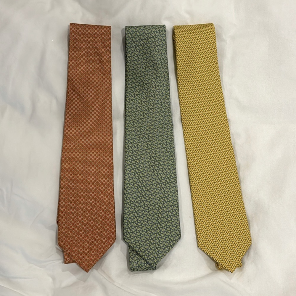 Set of 3 ties. 2 Hermes, 1 Ferragamo
